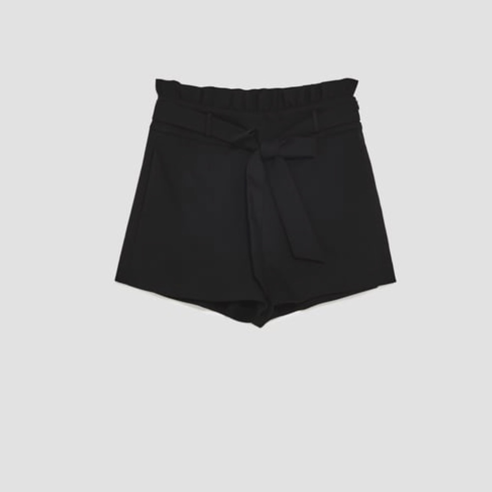 new Zara black shorts XS
